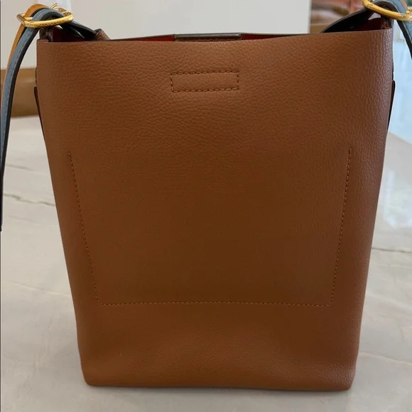Tory Burch Perry Fine Leather Tote - Picture 7 of 16